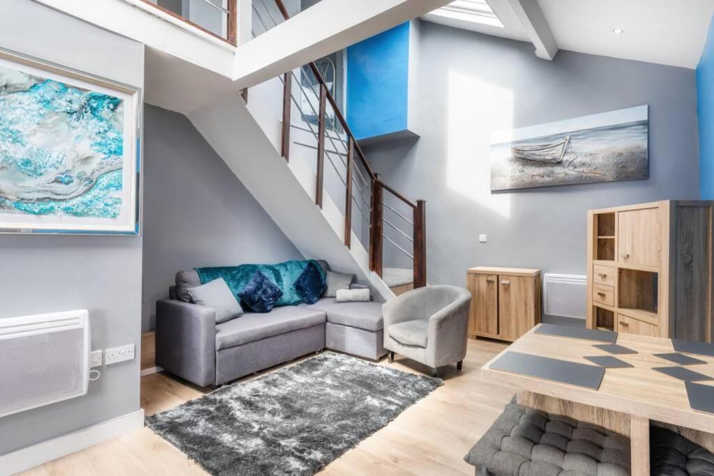 Darlington Luxury Penthouse Apartment Dış mekan fotoğraf